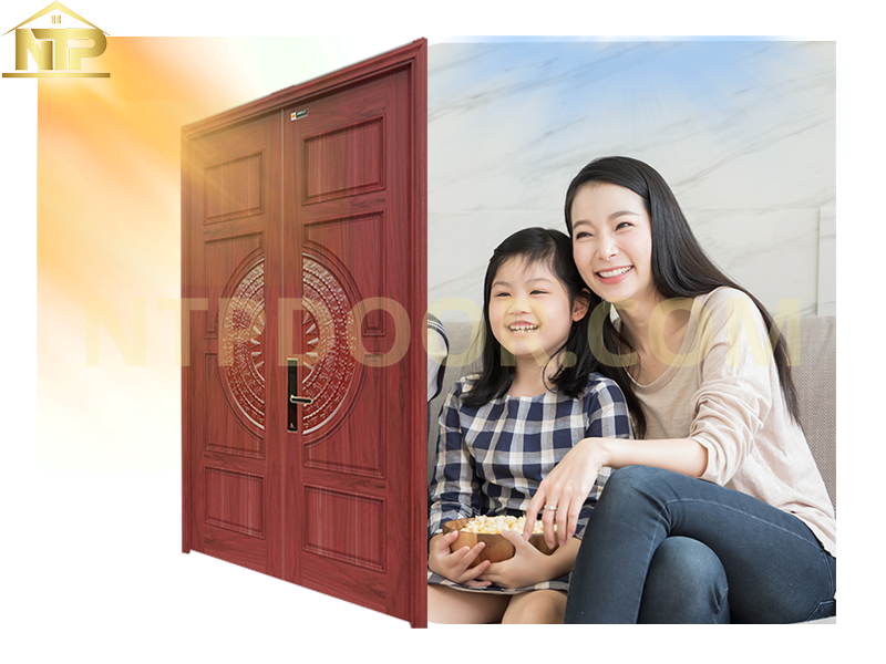 Cửa thép vân gỗ tại Hà Nội giúp chống ồn, cách nhiệt, giữ nhà luôn mát mẻ