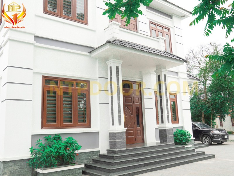 NTP tự hào là đơn vị thi công lắp đặt cửa thép vân gỗ tại Hà Nội được nhiều người tin dùng