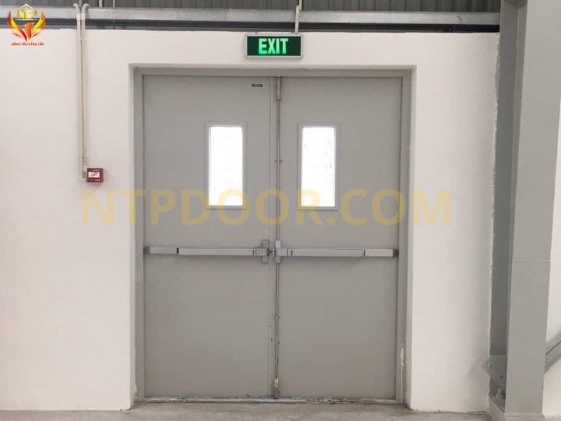 Cửa đi thoát hiểm chống cháy