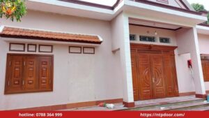 Hoàn hiên của thép vân gỗ a Khôi - Bắc Giang