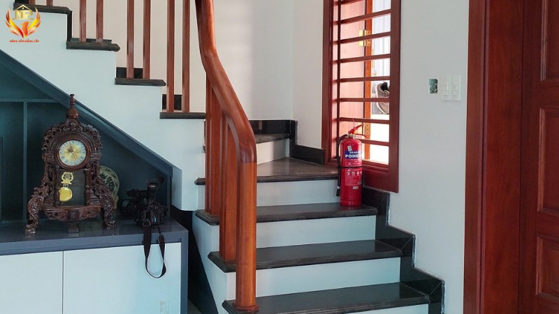 10+ thiết bị phòng cháy chữa cháy cần thiết cho chung cư mini, hộ kinh doanh 11 Nhà dân cần trang bị những dụng cụ pccc thiết yếu